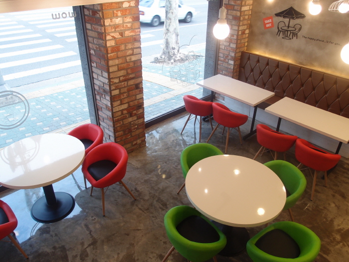 1층 매장 인테리어 시공01