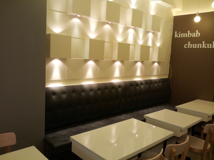 붙박이쇼파 /매장조명