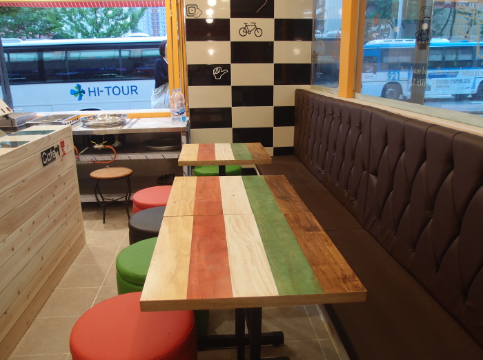 의탁자 시공 붙박이 쇼파