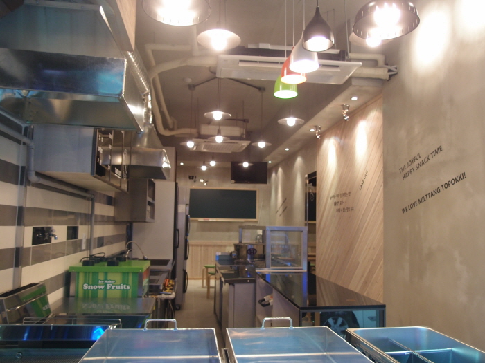 조명 전체적인 매장