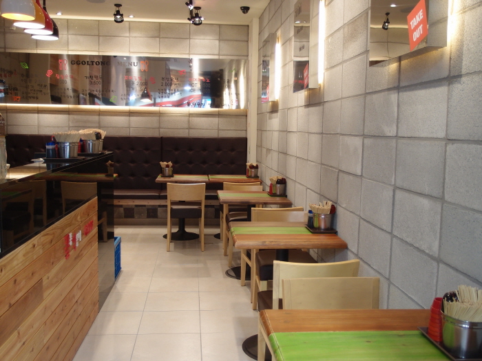 내부 인테리어 의탁자