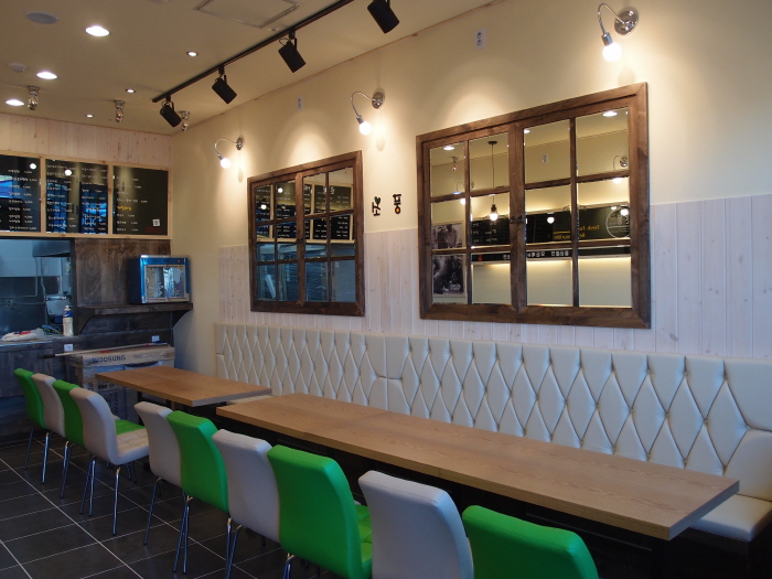 의탁자 / 붙박이 쇼파