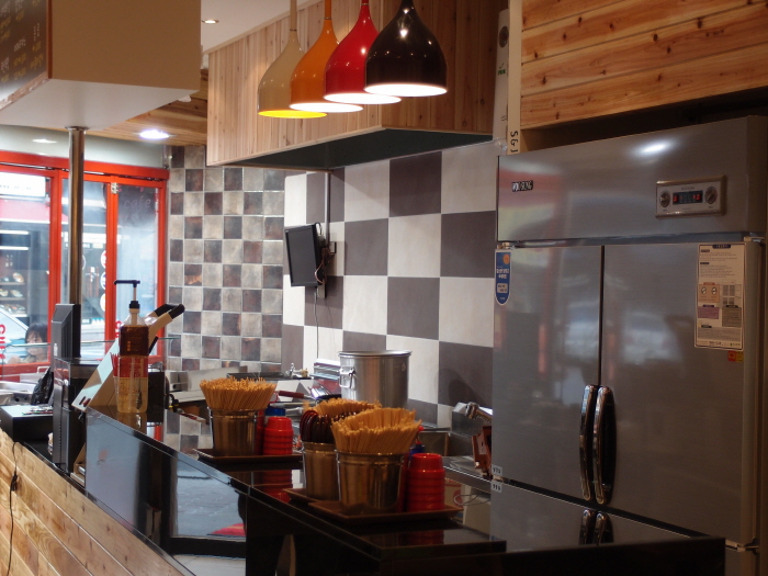 카운터 / 포인트 조명