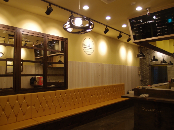 매장 내부 인테리어